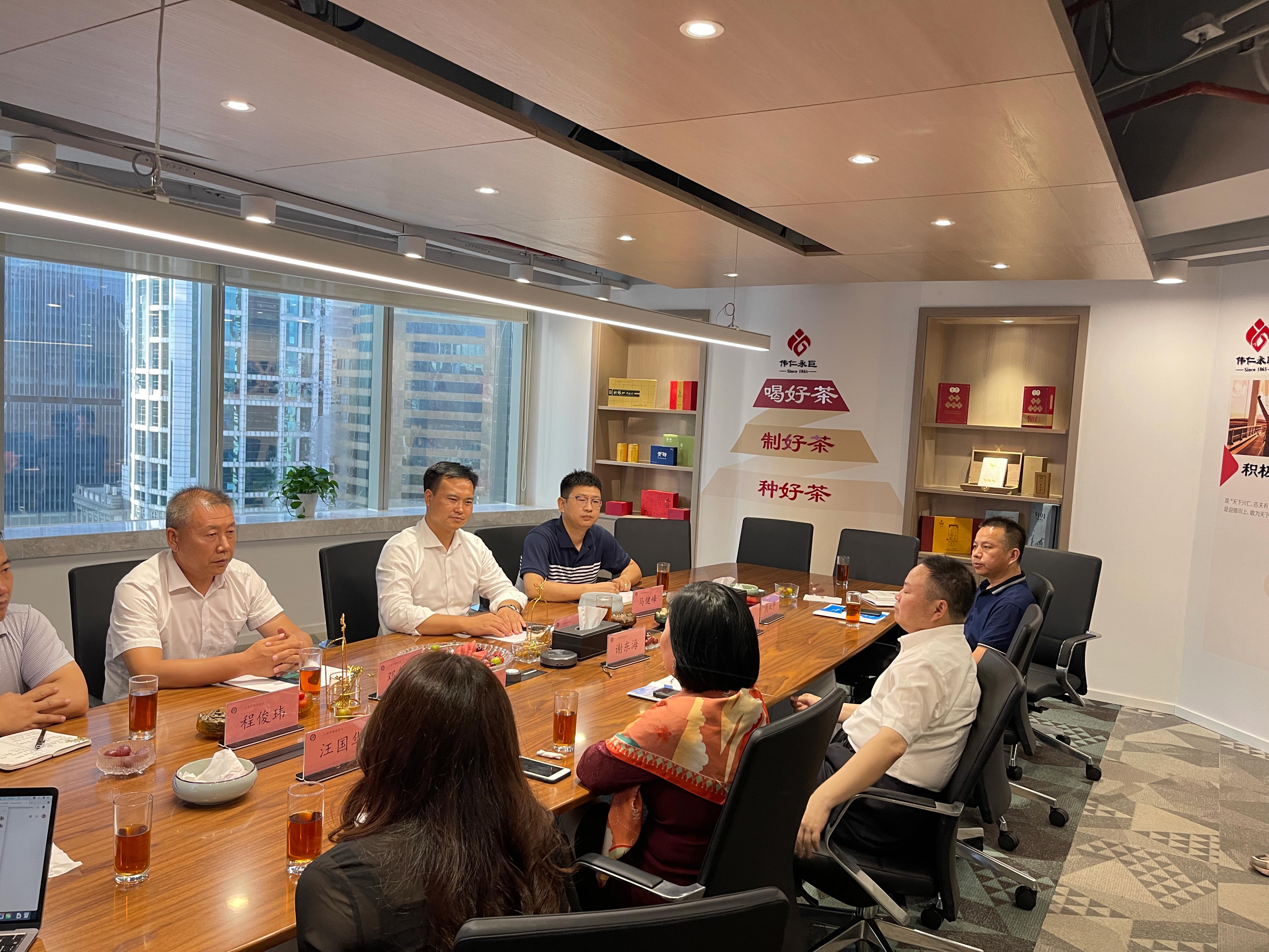 新疆庫爾勒市委常委、副市長蔣桂軍同志一行到訪偉仁永巨商談